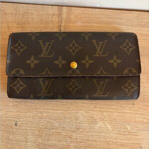 Authentic Louis Vuitton monogram wallet